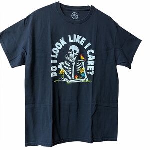 DOM Artsy Graphic Black T-shirt with Sassy Sentiment Skeleton size Large